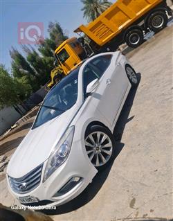 هيونداي أزيرا